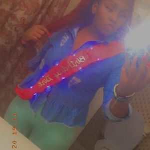 Meet your Posher, Zynala